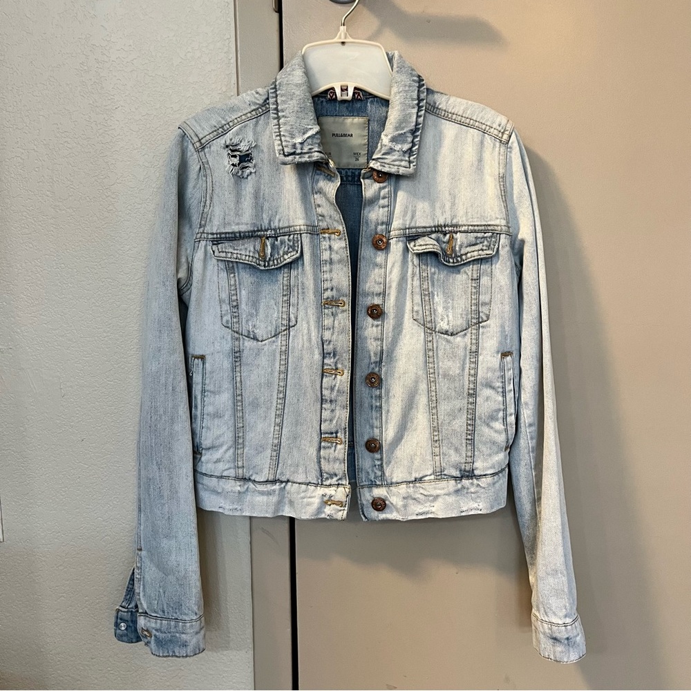 Pull&Bear Light Wash Denim Jacket
